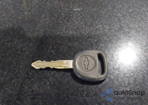 2006 Chevrolet Silverado 1500 Ls z USA, uszkodzony, nr VIN 2GCEK13V261236577